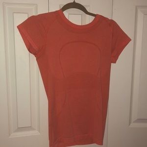 Lululemon swiftly tee